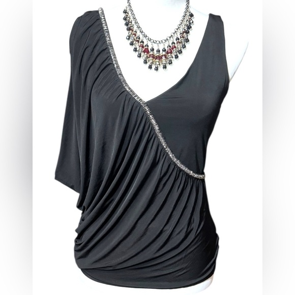 Guess One Shoulder Sleeveless Black Vintage Top with Silver Accents Size Small - Picture 1 of 16